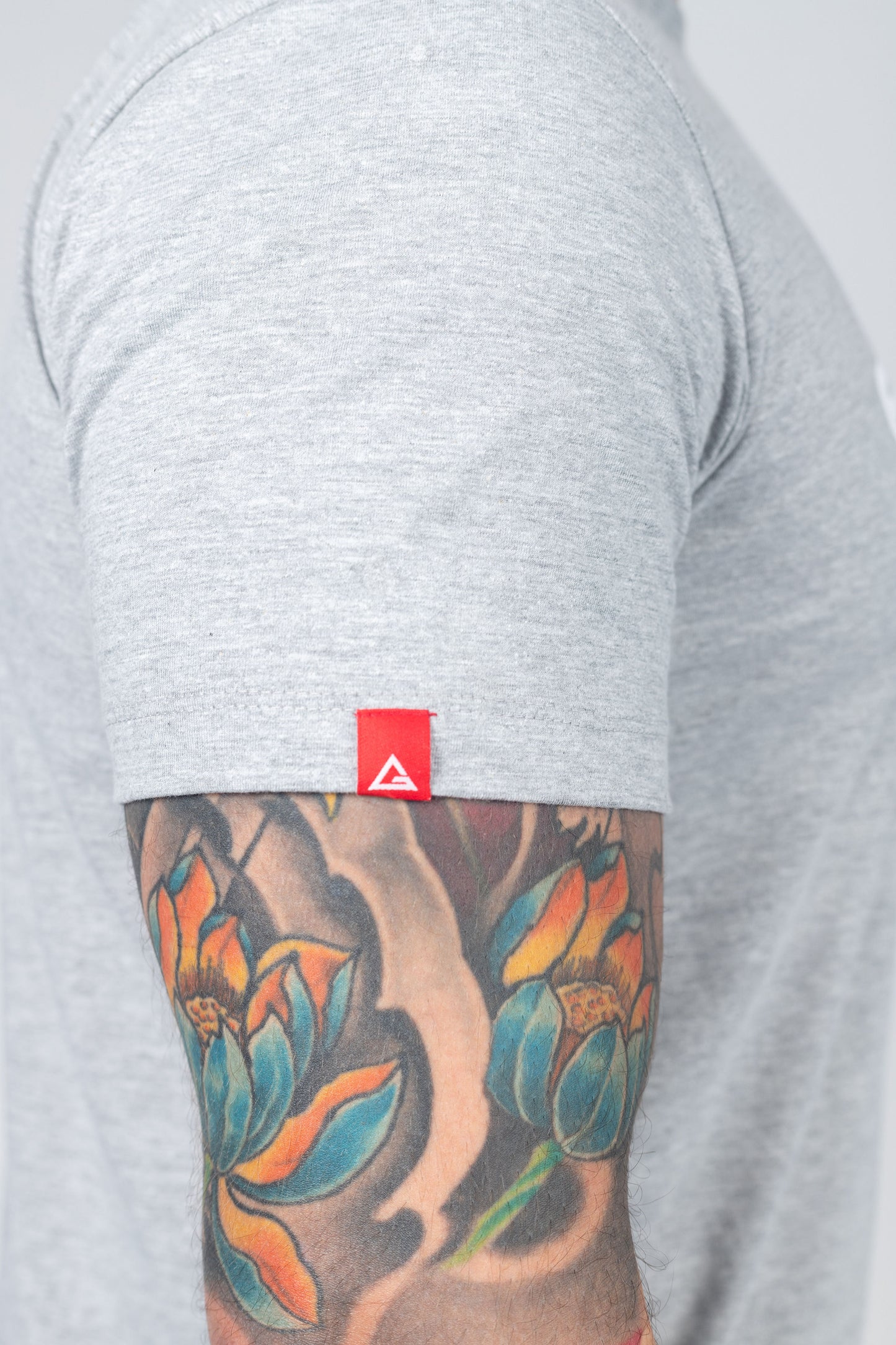 Camiseta GB Stacked - Cinza