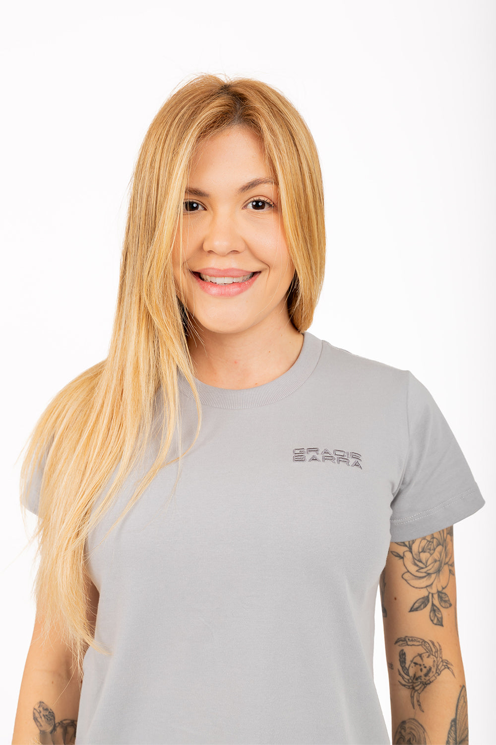 Camiseta Feminina Emblem - Cinza Claro