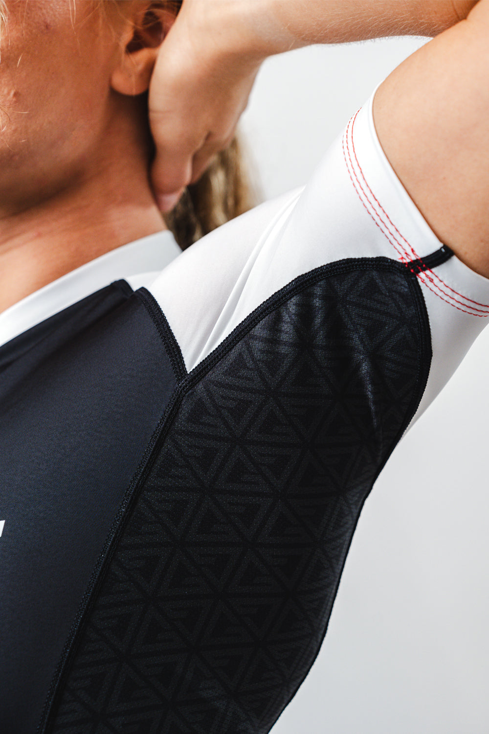 Rashguard Ranqueada GB Essentials Feminina - Branca